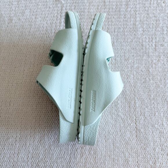 Birkenstock Surf Green Arizona Two Strap EVA Rubber Sandals Size 32 or 1-1.5 - Picture 4 of 6